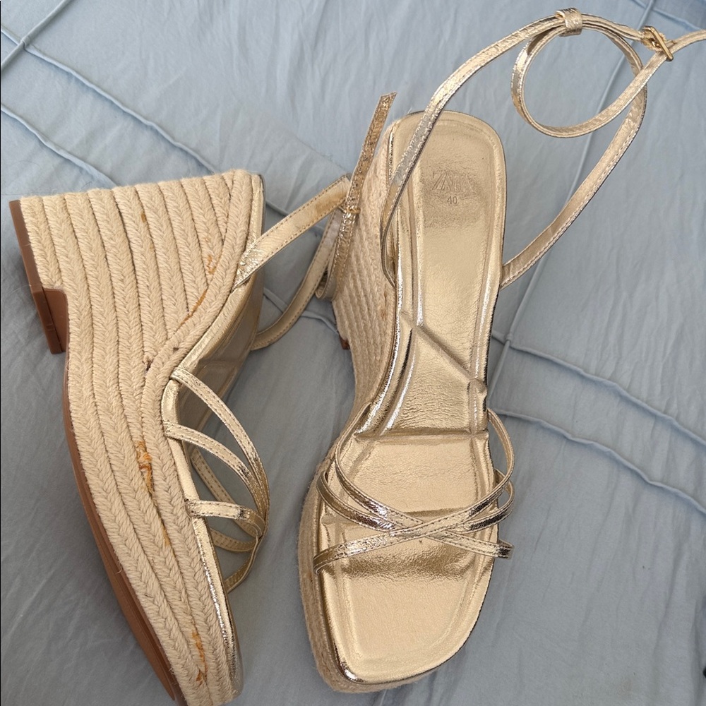 Zara Gold Strappy Wedge Sandals size 40
